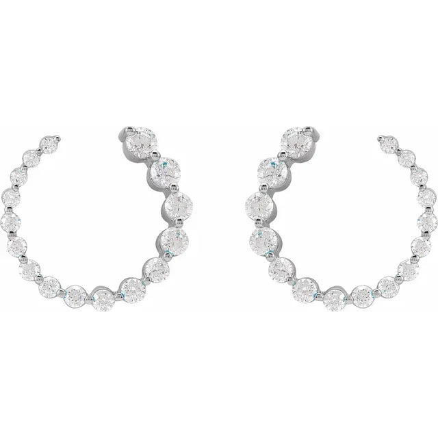 Graduated Single Prong Diamond Circle Studs