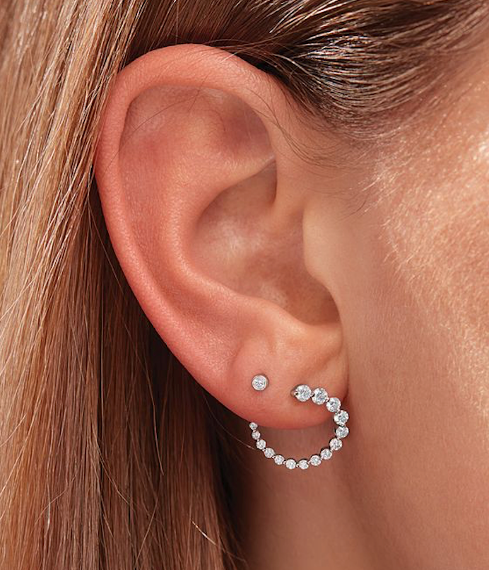 Graduated Single Prong Diamond Circle Studs